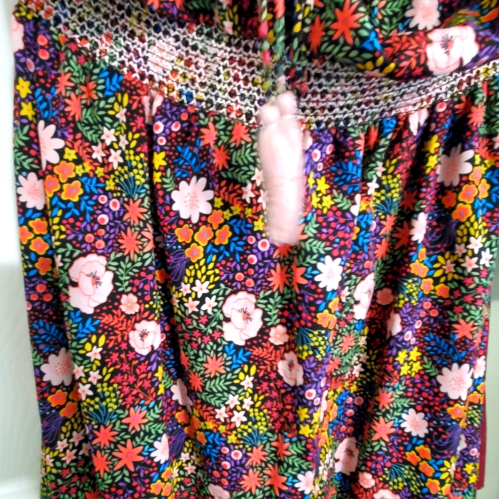 Beyond Dress - Picture 4 of 4
